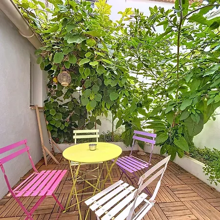Le Cocon - Wifi - Cour Privative - Proche Halles Διαμέρισμα Ναρμπόν