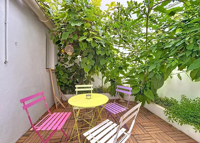 Le Cocon - Wifi - Cour Privative - Proche Halles Apartamento Narbona